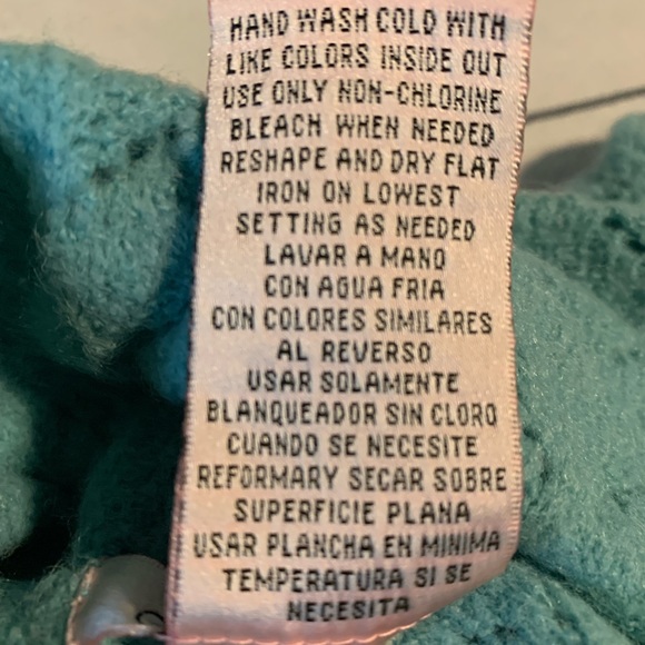 Bell sleeve turtleneck sweater - Picture 3 of 3